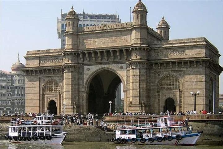 Early Morning Mumbai Bike Tour: Colaba Highlights & Heritage Ride photo 1
