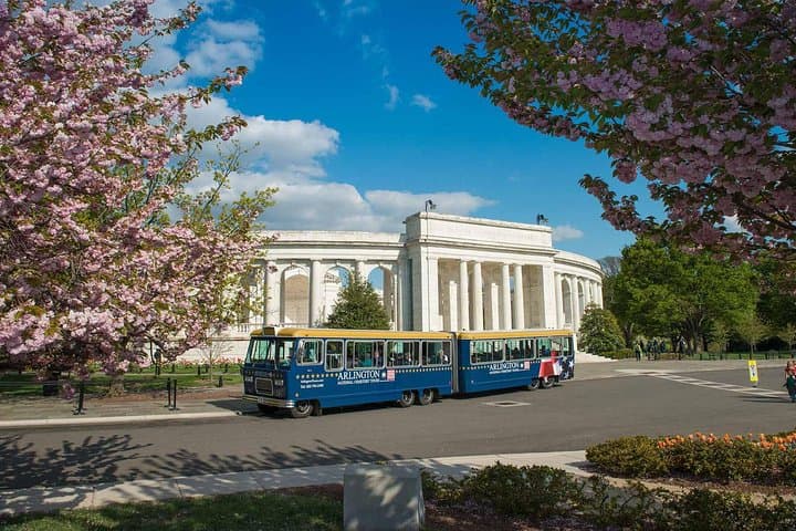 Hop-On Hop-Off Washington DC Trolley: 15 Stops Through the Nation’s Capital photo 2