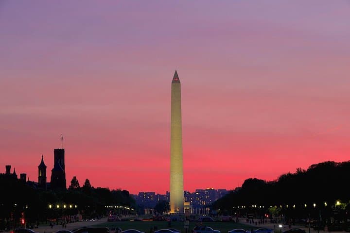 Washington DC Monuments by Moonlight Night Trolley Tour photo 5