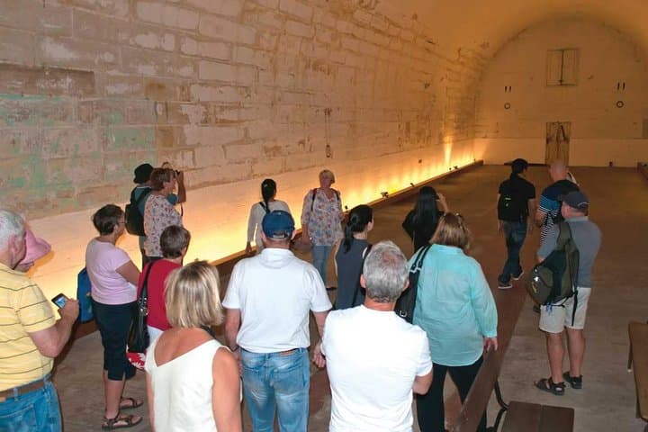 Convicts & Castles: Goat Island Walking Tour and Sydney Harbour Cruise photo 2