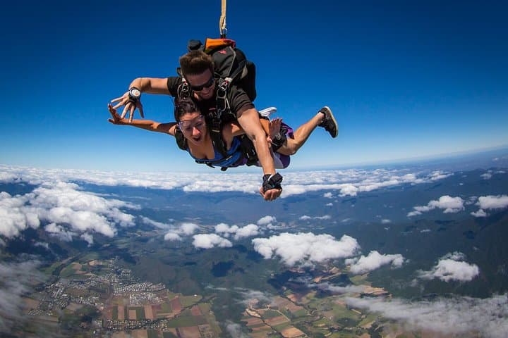 Tandem Skydive Over Cairns: Reef and Rainforest from 15,000 ft
