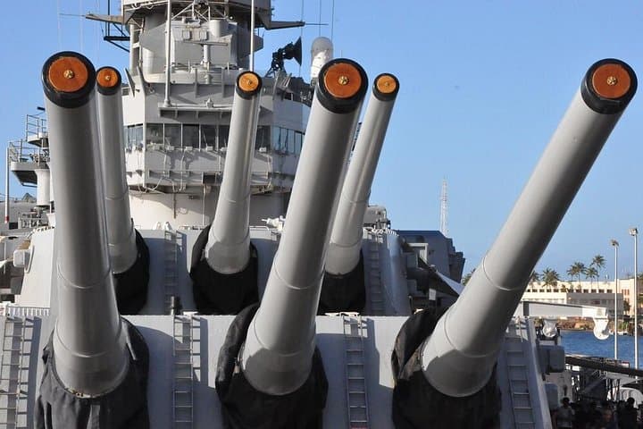 Pearl Harbor & USS Arizona Memorial: 5-Hour Honolulu History Tour photo 4