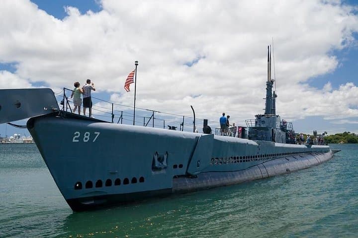 Pearl Harbor & USS Arizona Memorial: 5-Hour Honolulu History Tour photo 5