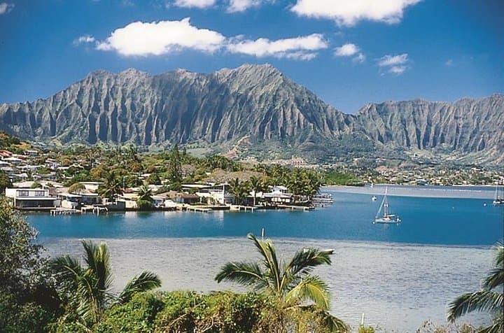 Oahu Grand Circle Island Tour: Full-Day Scenic, Cultural & Surf Highlights