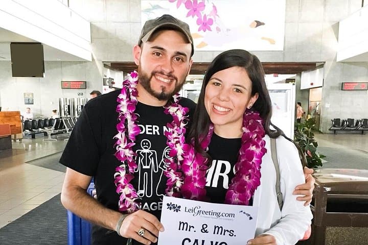 Honeymoon Airport Lei Greeting: Kahului Maui Aloha Welcome photo 2
