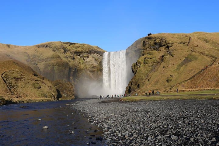 Superjeep South Coast & Eyjafjallajökull: Seljalandsfoss, Skógafoss and Black Sand Beaches