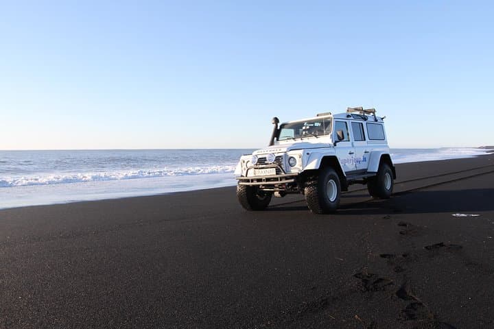 Superjeep South Coast & Eyjafjallajökull: Seljalandsfoss, Skógafoss and Black Sand Beaches photo 2