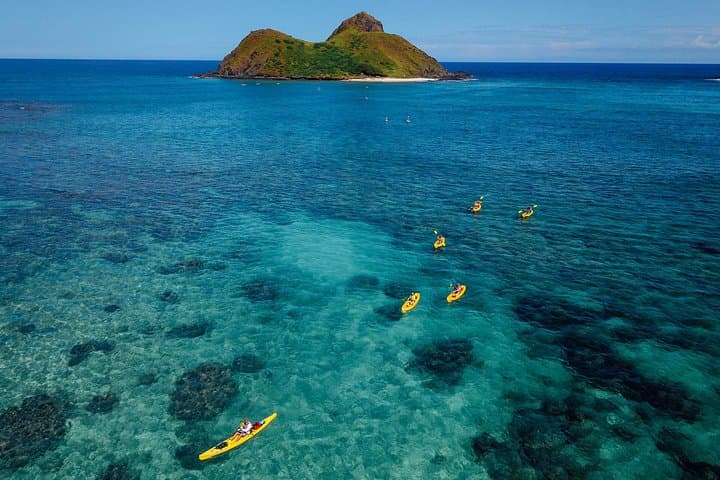 Explore Kailua Bay: Kayak and Snorkel Adventures to Mokulua Islands with Lunch