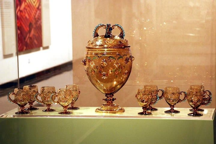 Private Half-Day Sharjah City Tour: Islamic Museum, Blue Souk & Corniche photo 2