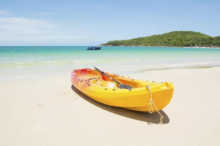Paddle Cruz Bay: Rent a Kayak in St. John for Easy Island Exploration