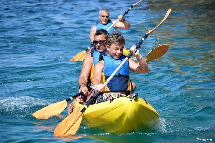 Albufeira 4x4 Safari and Coastal Kayak Adventure