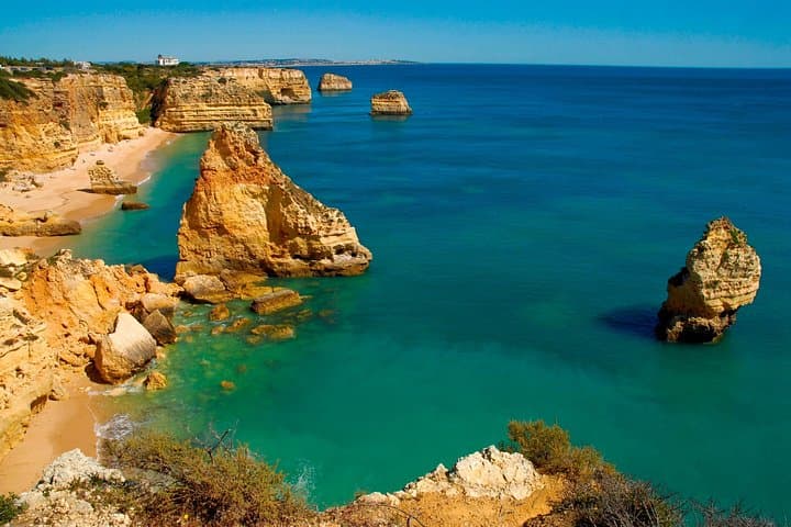Algarve Coastline & Beaches Private Tour from Albufeira — Best Beaches & Benagil