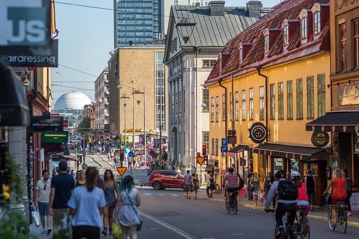 Södermalm E‑Bike Tour: Cruise Stockholm’s SoFo in Two Hours
