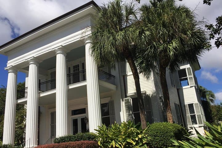 Garden District Walking Tour — Lafayette Cemetery & 19th-Century Mansions in New Orleans photo 6
