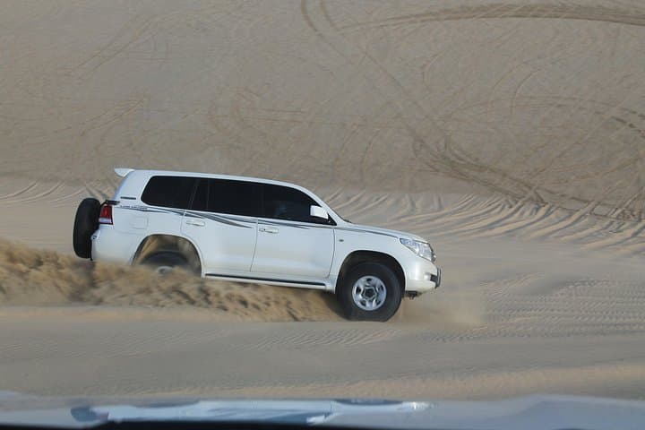 Inland Sea Desert Safari: 4x4 Dune Bashing & BBQ at Khor Al Adaid photo 1
