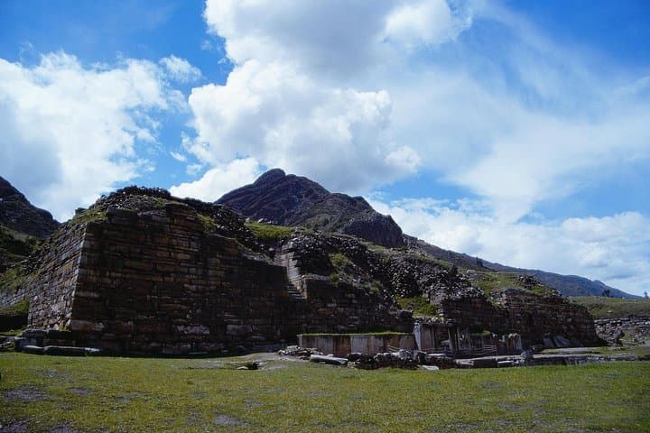 4-Day Huaraz Adventure: Llanganuco Lagoons, Yungay & Chavín from Lima photo 2