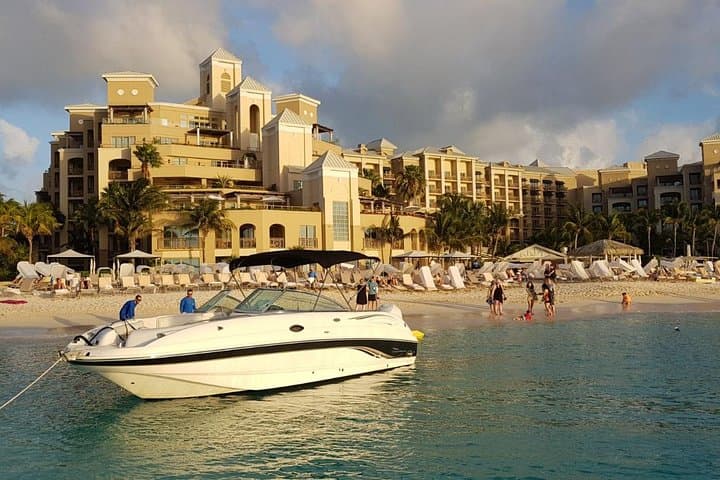 Private Stingray City & Starfish Beach: Snorkel, Lunch and Private Boat Tour in Grand Cayman photo 1