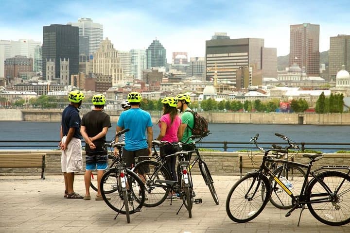 Montreal 3-Hour City Bike Tour with Wine or Beer — Old Montreal to Mount Royal