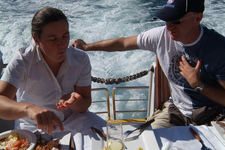 Sydney Harbour Small-Group Luxury Cruise with BBQ Lunch photo 2