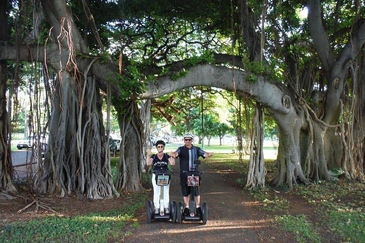 Waikiki 90-Minute Beach Glide Segway Tour Around Kapiolani Park photo 1