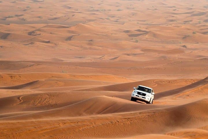 Evening 4x4 Dune Bashing in Dubai Desert Safari — Sunset Red Dune Adventure photo 1