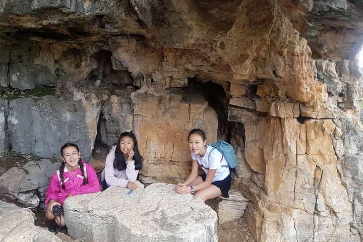 Stone Forest & Jiuxiang Caves Day Tour from Kunming — Karst Forests and Underground Rivers photo 2