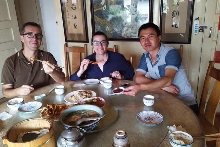 West Hill & Dounan Flower Market Day Tour — Kunming Views, Temples and Markets photo 2