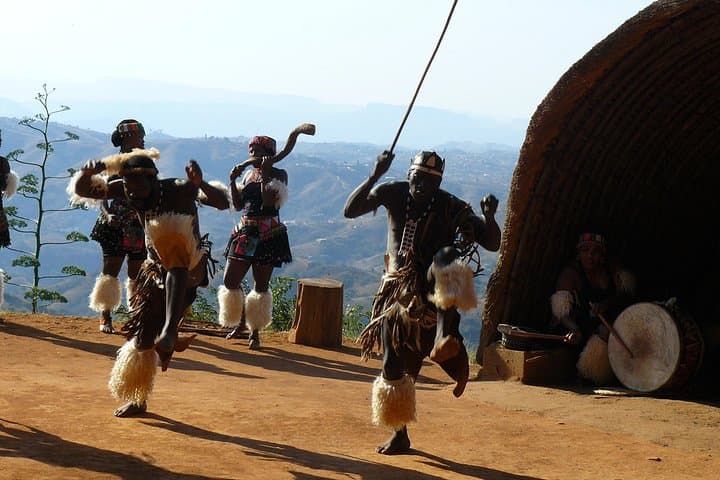 Mini Safari and Zulu Cultural Experience Near Durban — Day Tour Guide photo 2