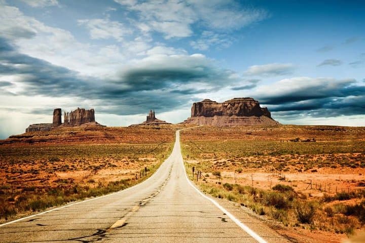 Monument Valley Day Trip from Sedona or Flagstaff: Navajo-Guided Off‑Road Tour photo 2