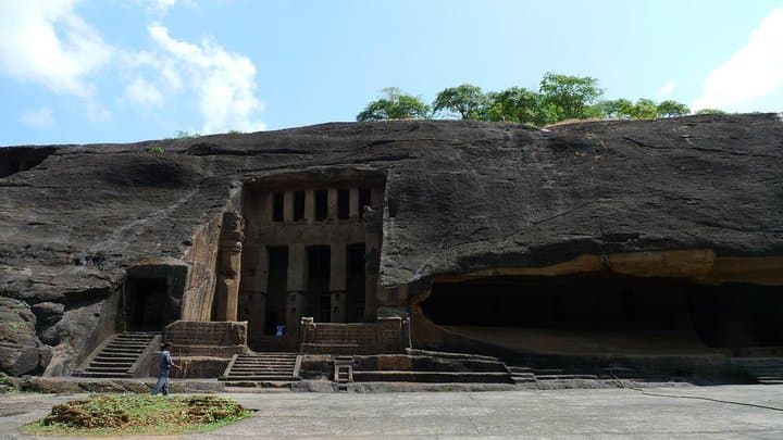 Kanheri Caves Guided Half-Day — Explore Mumbai’s Ancient Rock-Cut Monasteries