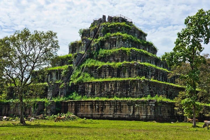 koh-ker-and-beng-mealea-day-tour-explore-cambodias-lost-jungle-temples photo 5