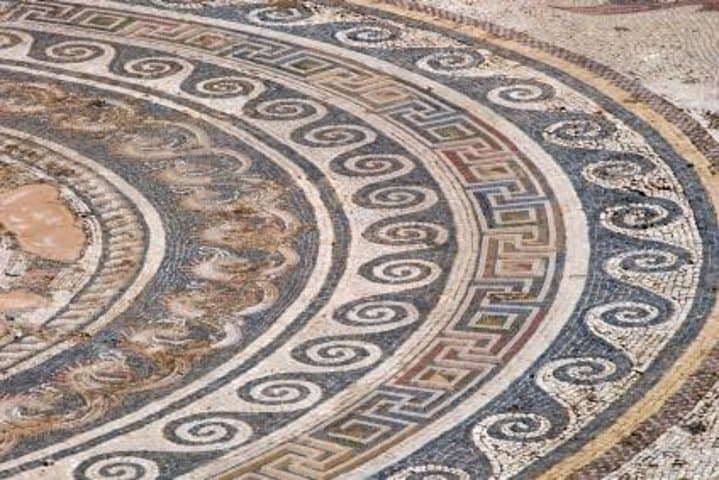 Private Mykonos Shore Excursion: Guided Tour of Ancient Delos photo 2
