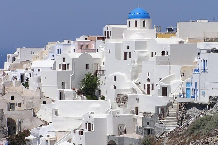 Santorini Private Shore Excursion: Oia & Fira, Prehistoric Thira Museum and Wine Tasting photo 1