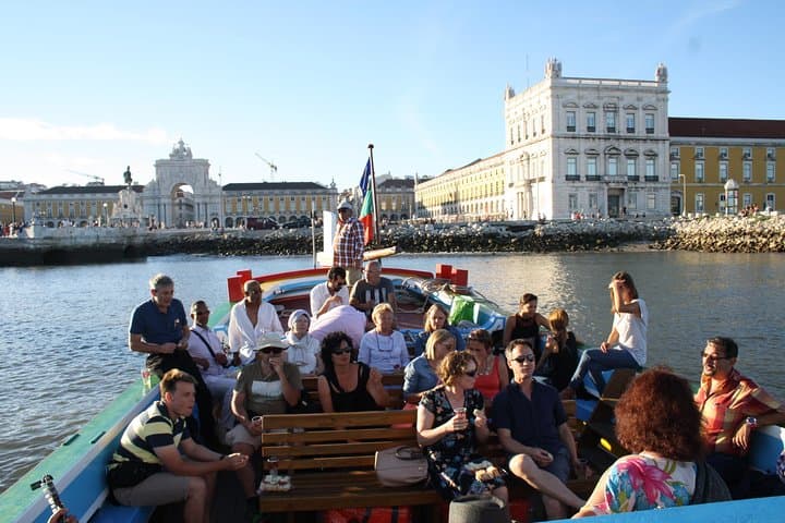 Lisbon Traditional Boats Express Cruise — 45-Minute Tagus River Sightseeing photo 3
