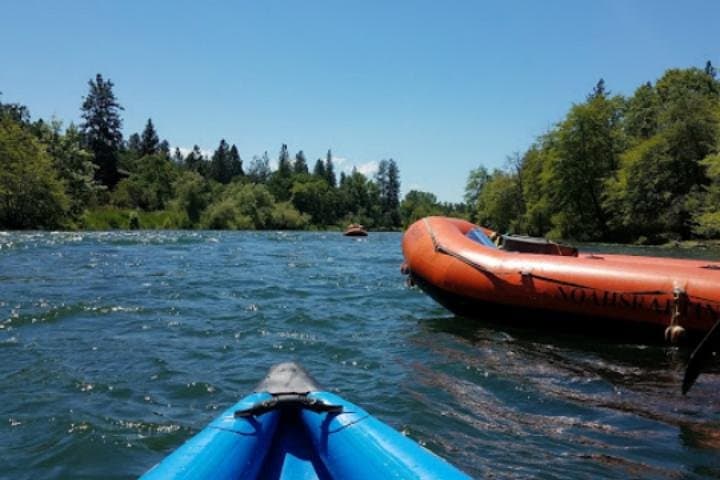 Rogue River Family Float to Discovery Park: Easy Rafting and Kayaking Near Ashland photo 2