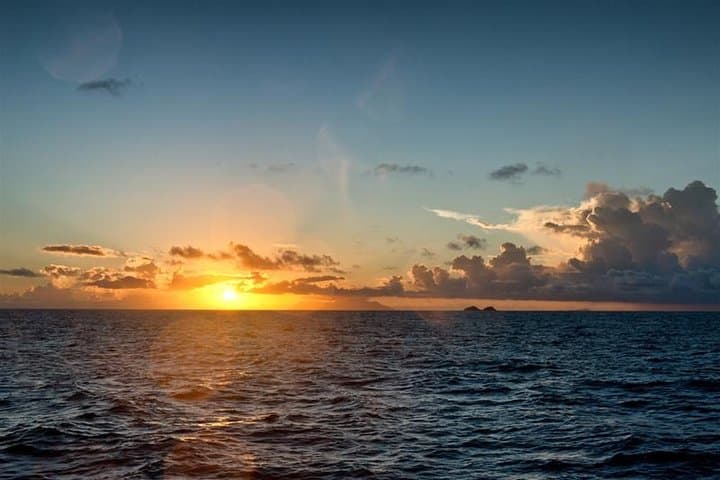 Bermuda Triangle Twilight Cruise: Glass-Bottom Night Sail from Hamilton photo 2