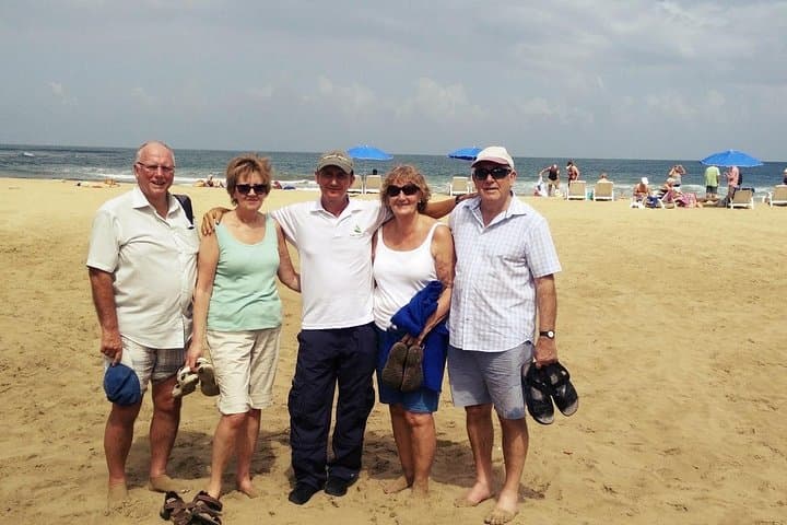 Tortuguero Canals & Playa Bonita: Puerto Limón Boat Tour with Banana Plantation and Fruit Tasting