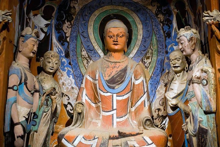 Explore Mogao Caves and Crescent Spring: 2-Day Dunhuang Cultural & Desert Tour