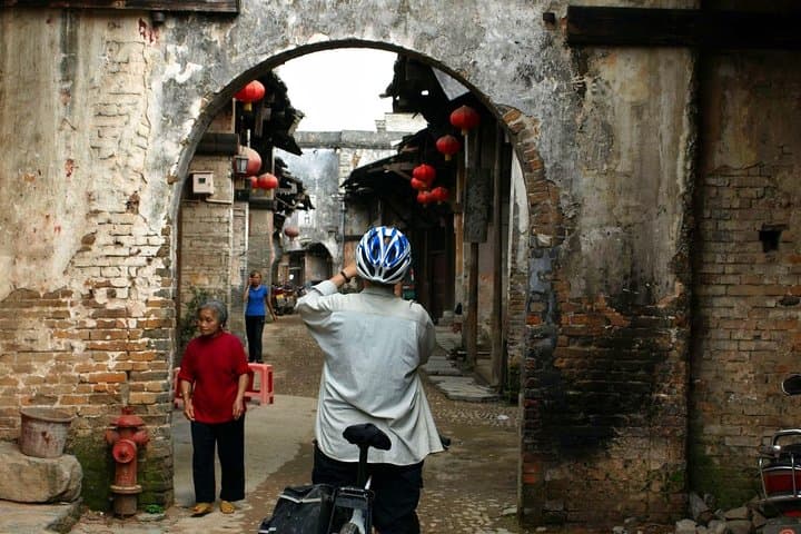 Cycle the Li River: 2-Day Guilin to Yangshuo Biking Adventure