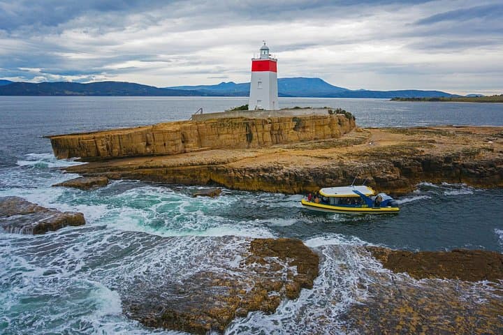 Hobart Sightseeing Cruise to Iron Pot Lighthouse & Betsey Island