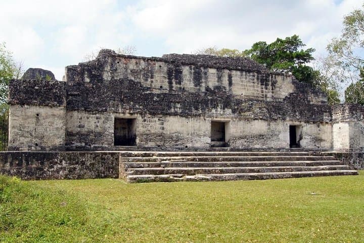 Overnight Tikal and Yaxha Jungle Tour from Antigua — 2-Day Mayan Ruins by Air
