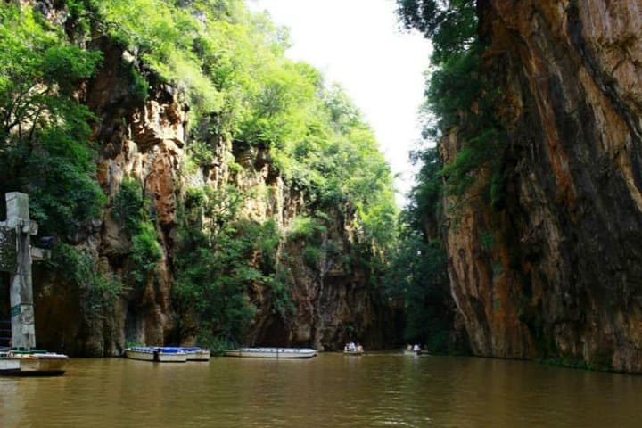 Exploring Jiuxiang Cave: Private Day Tour from Kunming photo 2
