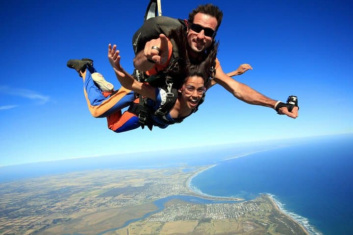 Tandem Skydive Over Great Ocean Road from Melbourne — 15,000ft Coastal Jump photo 2