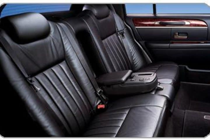 VIP Private Arrival Transfer from Buffalo Airport to Niagara Falls, Ontario photo 4