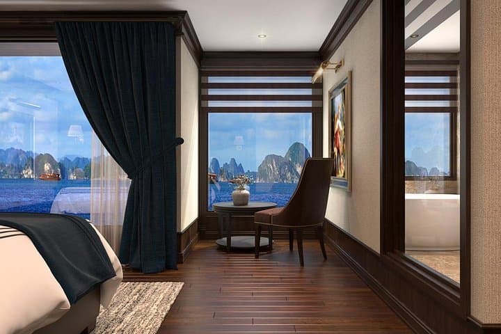 La Pinta Cruise: 3-Day Lan Ha & Bai Tu Long Bay Cave Cruise from Hanoi
