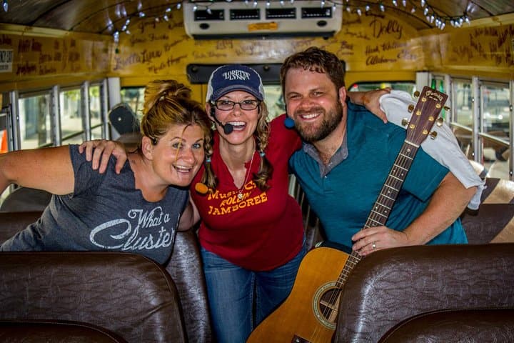 Nashville Rollin Jamboree Comedy and Country Sing-Along Bus Tour photo 4