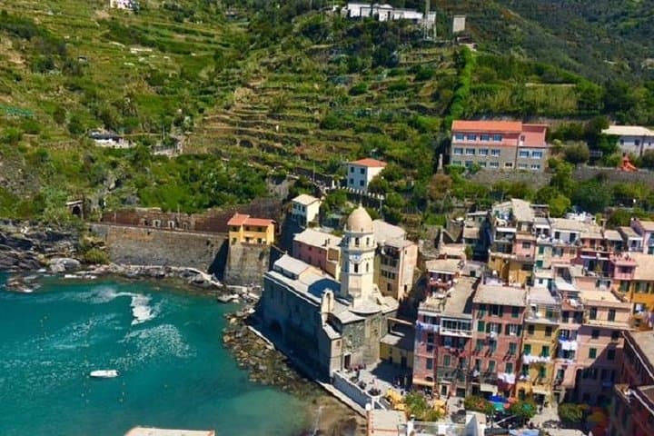 Cinque Terre Full-Day Small-Group Tour from Montecatini: Vernazza, Manarola & Monterosso photo 1