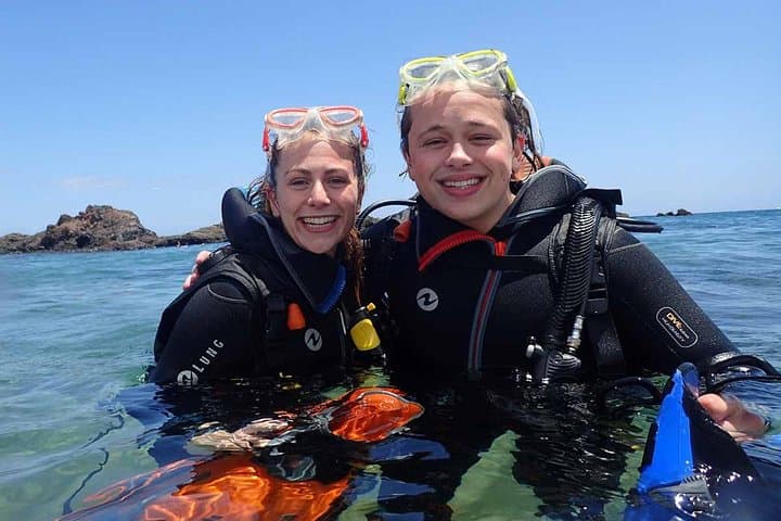 Discover Scuba Diving at Playa Chica, Lanzarote photo 5