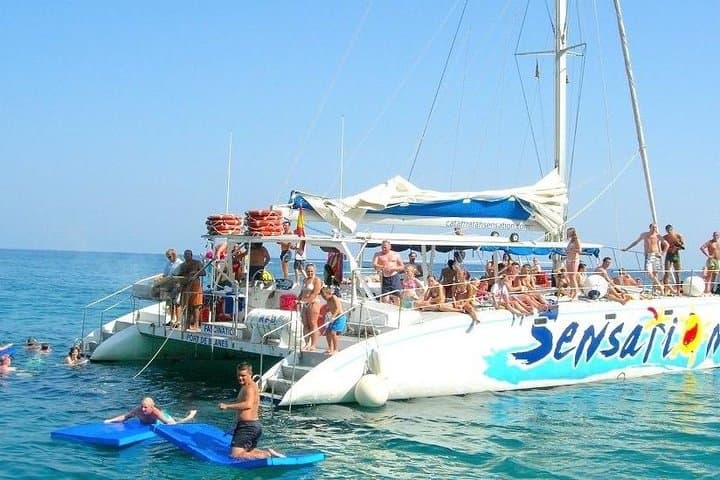 Barcelona Catamaran Party Cruise: 3-Hour Swim, Sun & Drinks photo 2