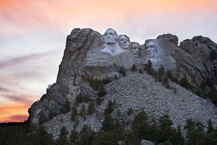 Twilight Tour to Custer State Park and Mt Rushmore Lighting Ceremony photo 2